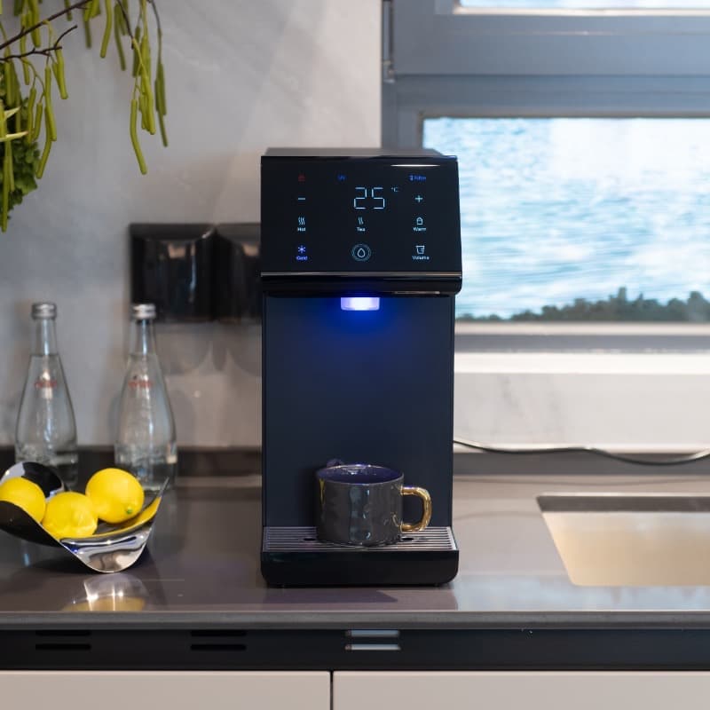 DEÜPURE Wassersystem Schwarz 3